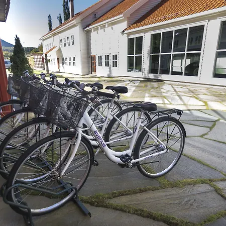 فندق Gamle Handelssted - By Classic Norway Angvik