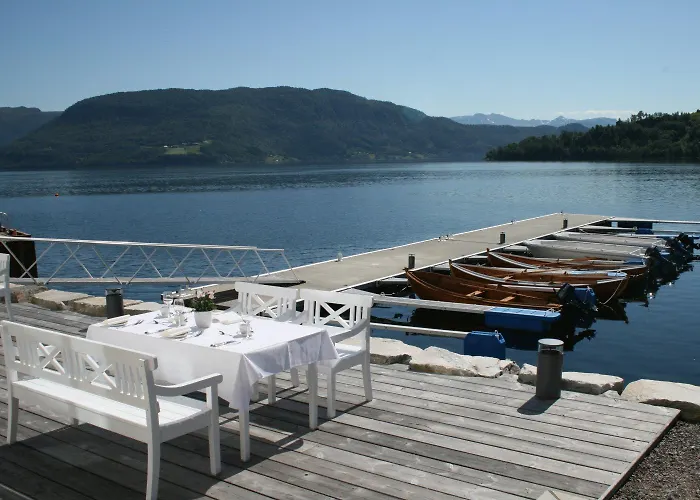 Отель Gamle Handelssted - By Classic Norway Angvik