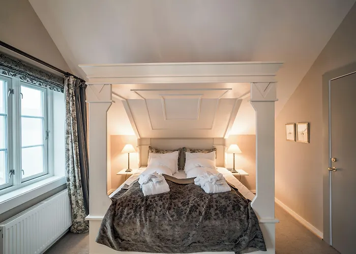 Gamle Handelssted - By Classic Norway Отель 4*