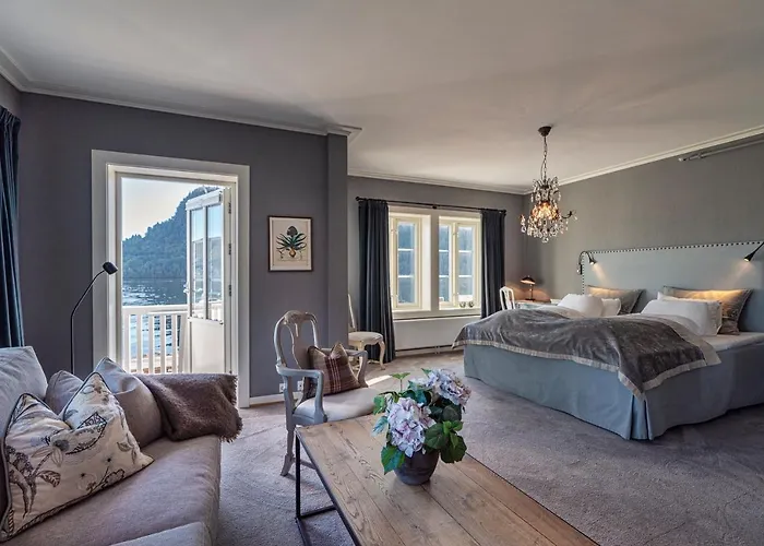 Отель Gamle Handelssted - By Classic Norway 4*