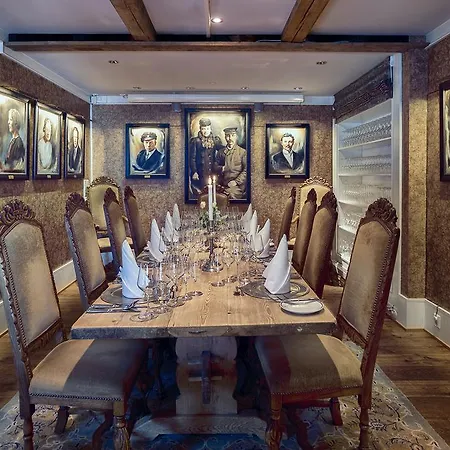 호텔 Gamle Handelssted - By Classic Norway 앙빅