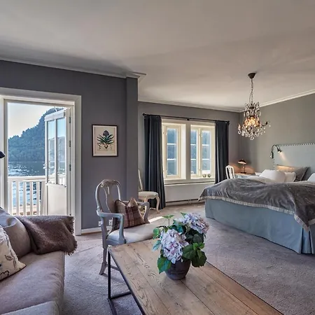 호텔 Gamle Handelssted - By Classic Norway 4*